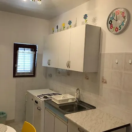 Apartment Studio Klaudija Nin